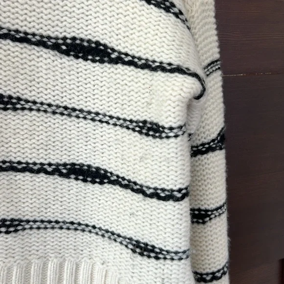 Veronica Beard Turtleneck Sweater - Picture 3 of 5